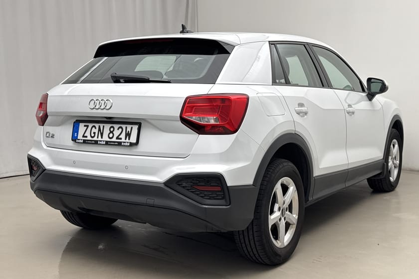 Bild 3 av Audi Q2 35 TFSI (150hk) Proline Backkamera CarPlay
