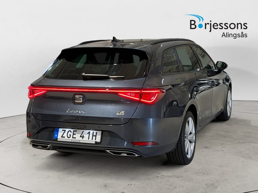 Bild 3 av SEAT León Sportstourer e-Hybrid FR eHybrid 204hk Drag/Kamera/Keyless