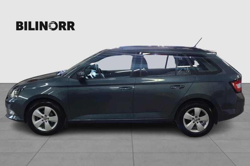 Bild 3 av Škoda Fabia Kombi 1.2 TSI Style | Vinterhjul | Motorvärmare | Drag |