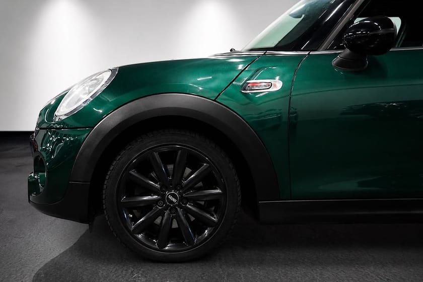 Bild 3 av MINI Cooper S 5-dörrars 192hk H/K Pano Navi PDC