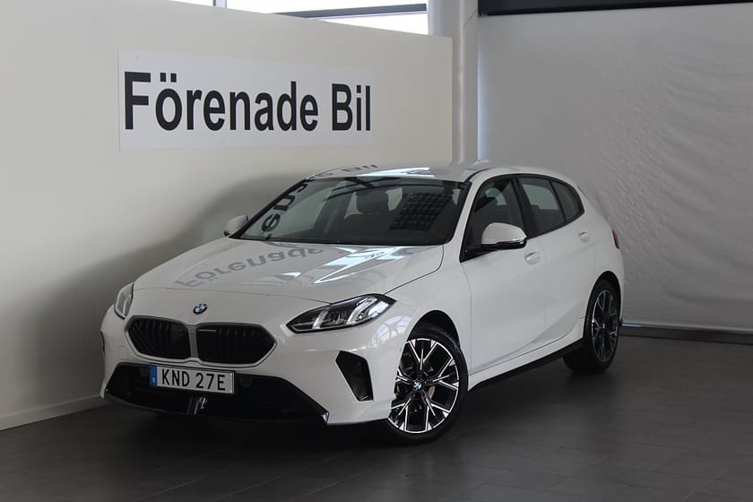 Bild 1 av BMW 120 4,95 ränta M Sport Design Rattvärme 18" Park Assist