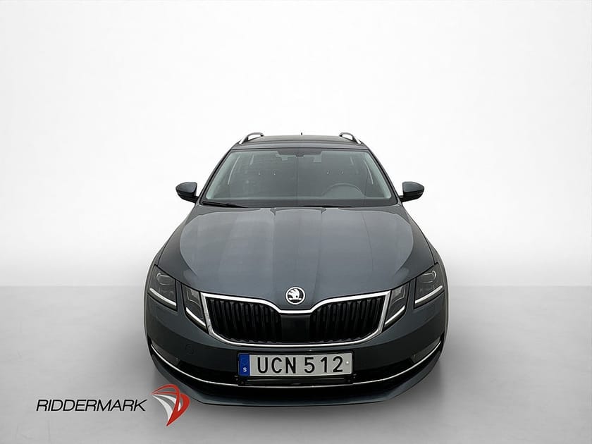 Bild 2 av Škoda Octavia Kombi Skoda 2.0 TDI Style Dragkrok Kamera CarPlay