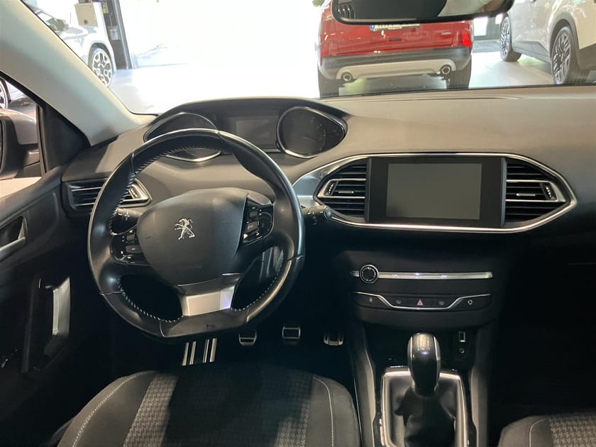 Bild 2 av Peugeot 308 SW Nav, Backkamera, Panorama Glastak,kamrem Bytt,isofix Bak