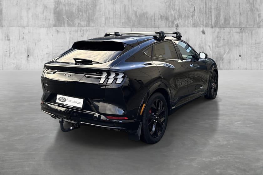Bilde 4 av Ford Mustang Mach-E Long Range AWD HENGERFESTE-1500KG,BANG&OLUFSEN++