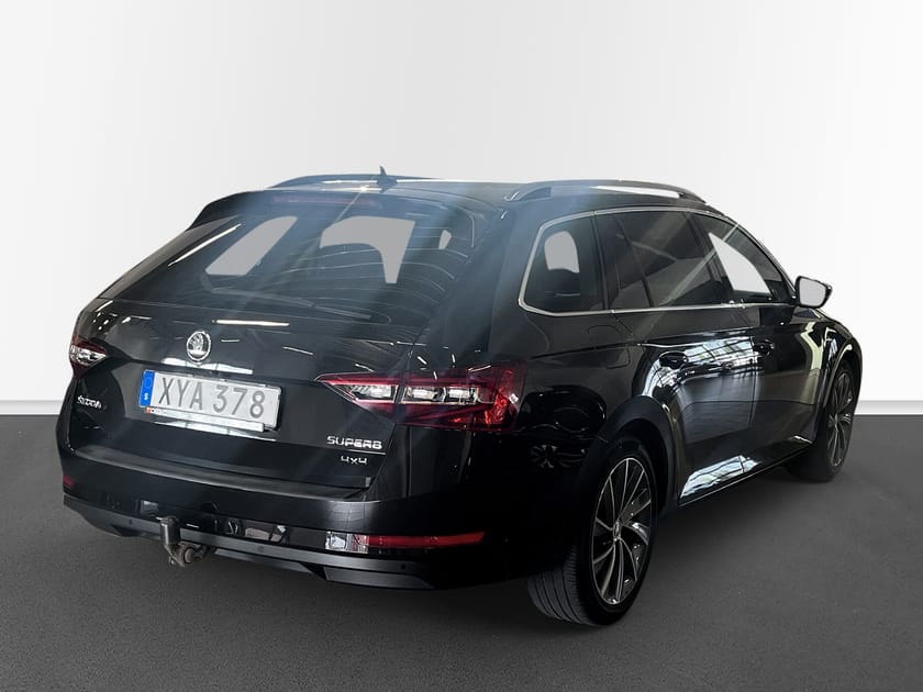 Bild 4 av Škoda Superb Kombi 2.0 TDI 4x4 SCR DSG 190hk | Läder | Drag | L & K |