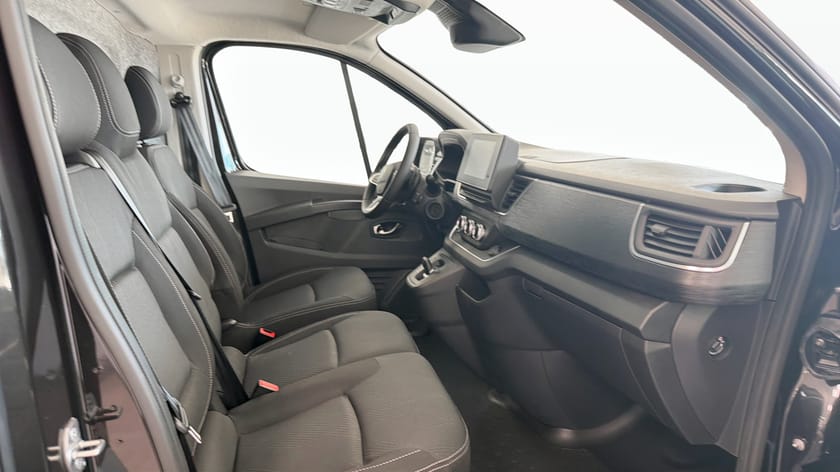 Bild 3 av Renault Trafic Skåpbil L2H1 NORDIC LINE DCI 150 AUTOMAT BVA9