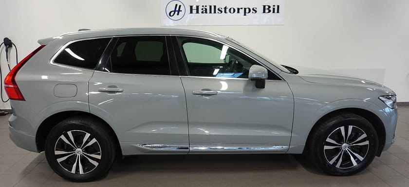 Bild 2 av Volvo XC60 Recharge T6 AWD Geartronic Core Edition/DRAG/KAMERA/H.K