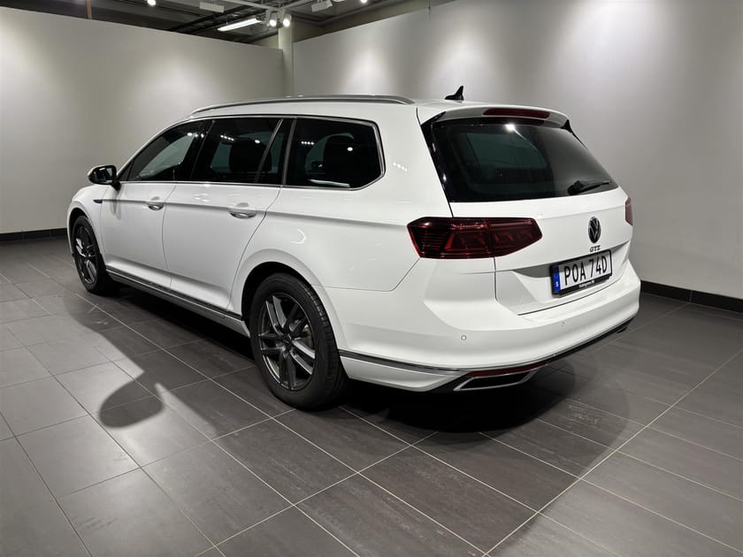 Bild 2 av Volkswagen Passat Sportscombi GTE Executive Drag Kamera
