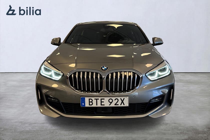 Bild 5 av BMW 118i M Sport / Adaptiv Farth / HIFI / Sensorer / Rattvärme