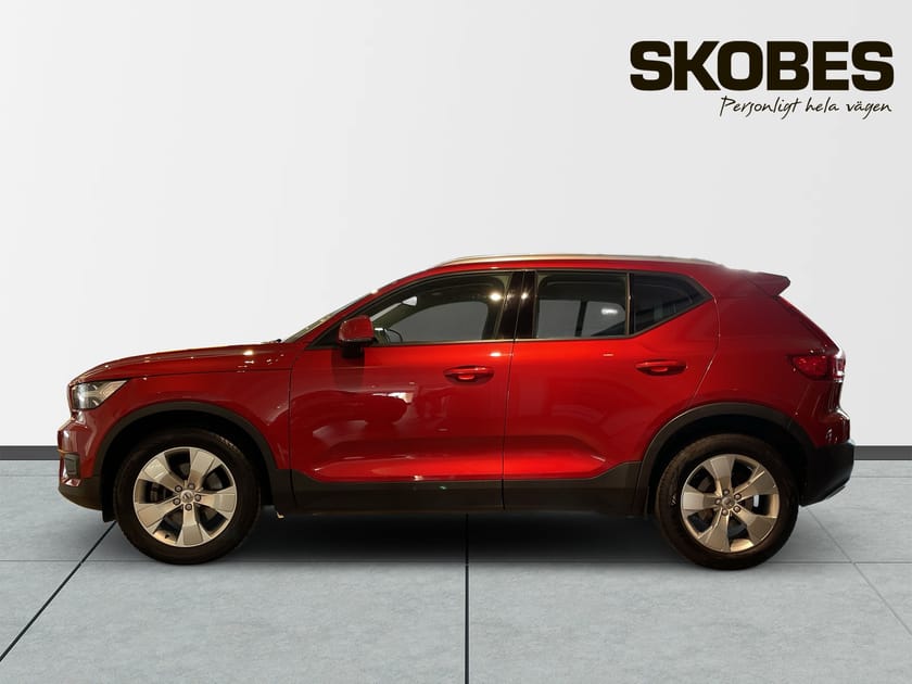 Bild 4 av Volvo XC40 D4 AWD Momentum Intro Edition