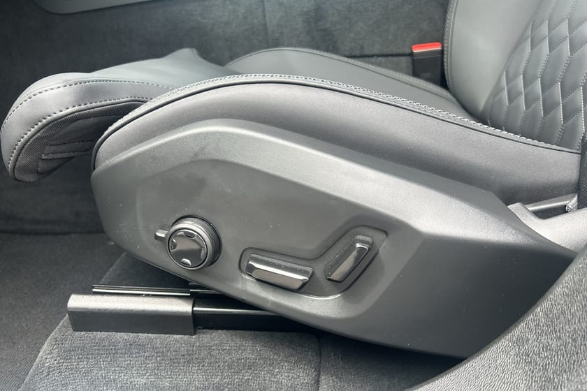 Bild 1 av Volvo XC60 T6 Plus Dark Nordic Edition