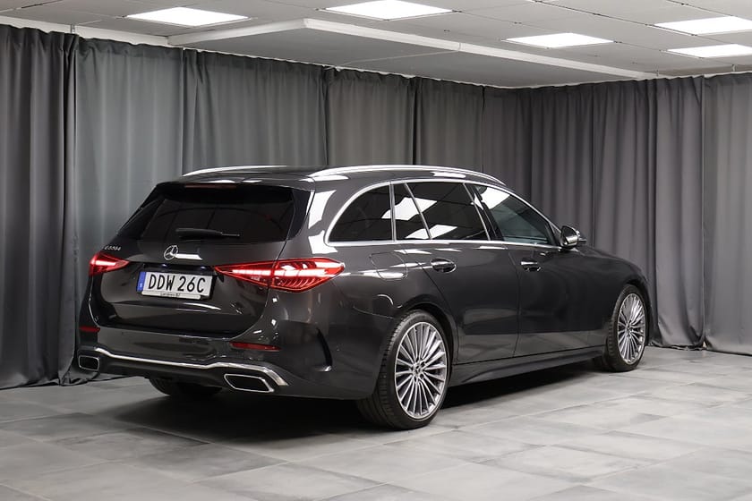 Bild 2 av Mercedes-Benz C 220 T d AMG Line Prem Plus Head-UP Panorama Värmare