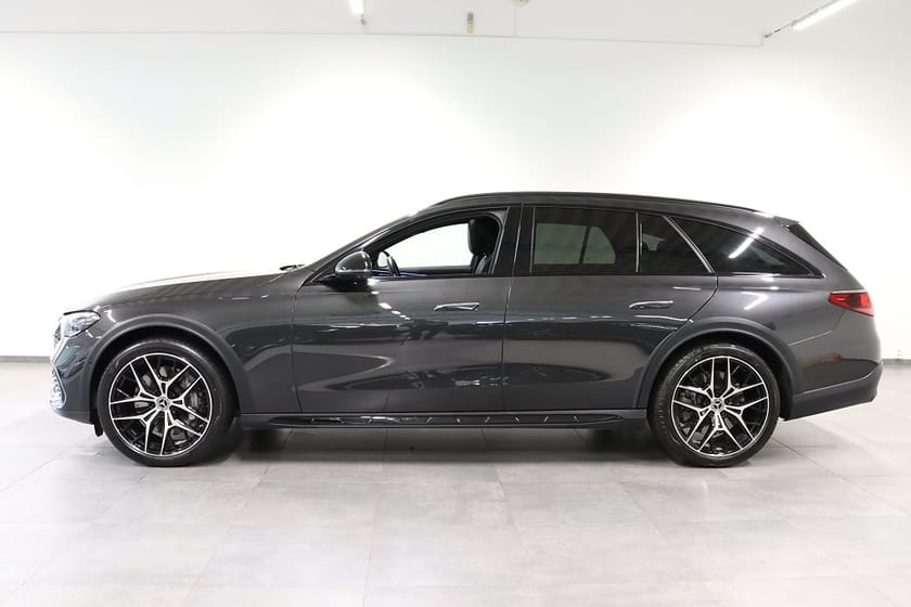 Bild 3 av Mercedes-Benz E 450 d 4MATIC All-Terrain 450d