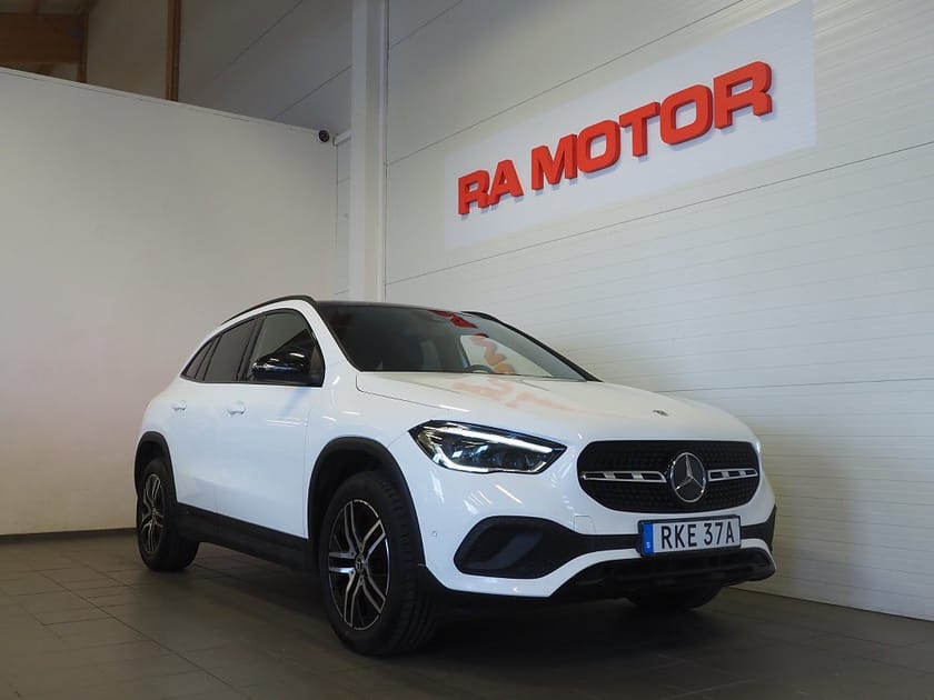 Bild 3 av Mercedes-Benz GLA 200 d 8G-DCT Progressive Line Pano Drag Navi Kamera