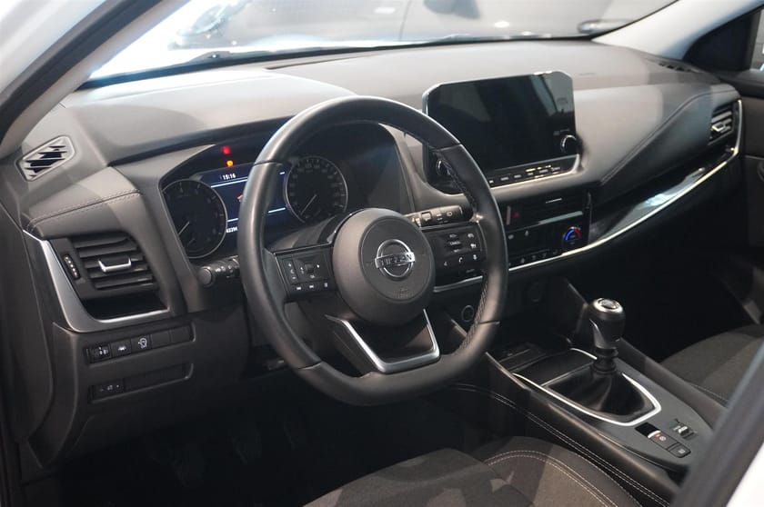 Bild 2 av Nissan Qashqai 1.3 DIG-T N-Connecta Navi 360 Kamera