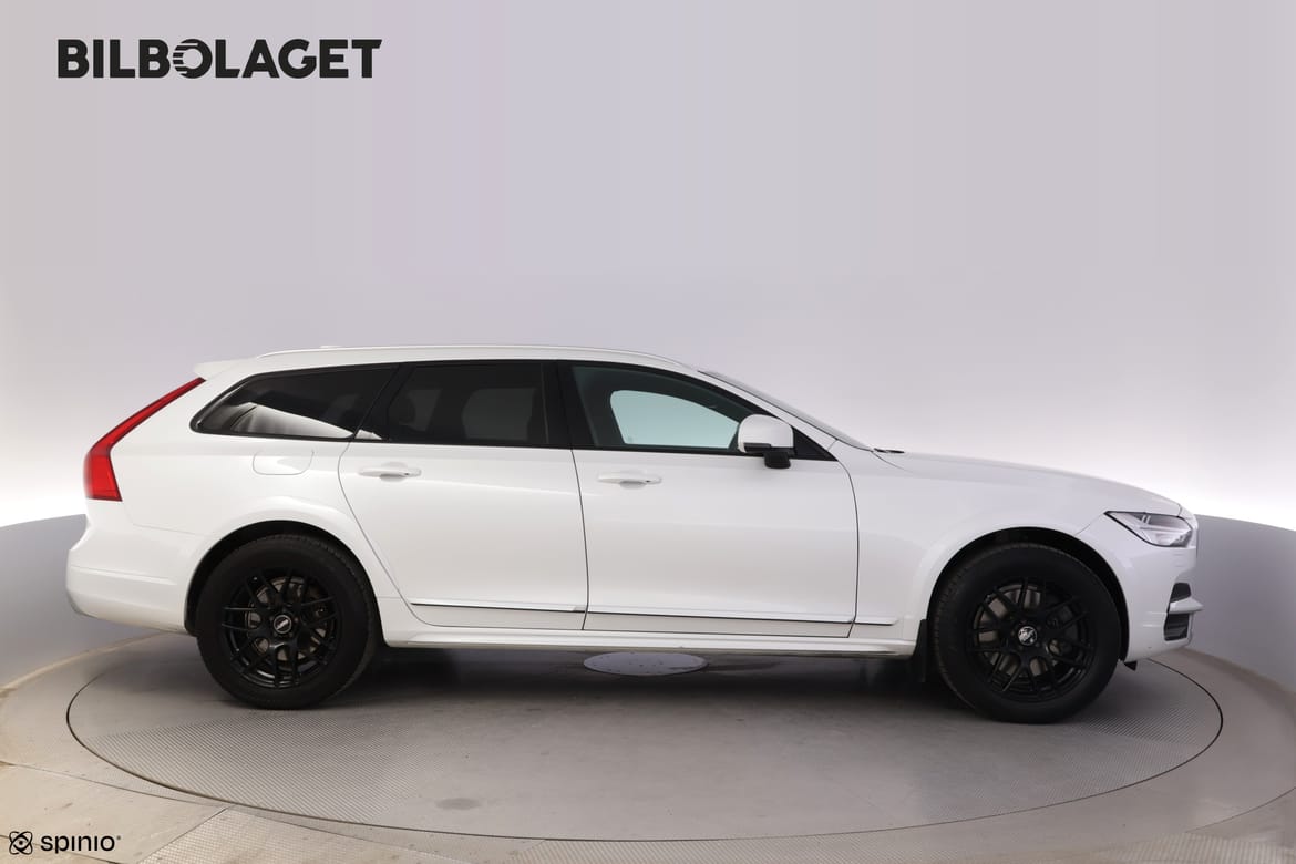 Volvo V90 2018 - miniatyr 2