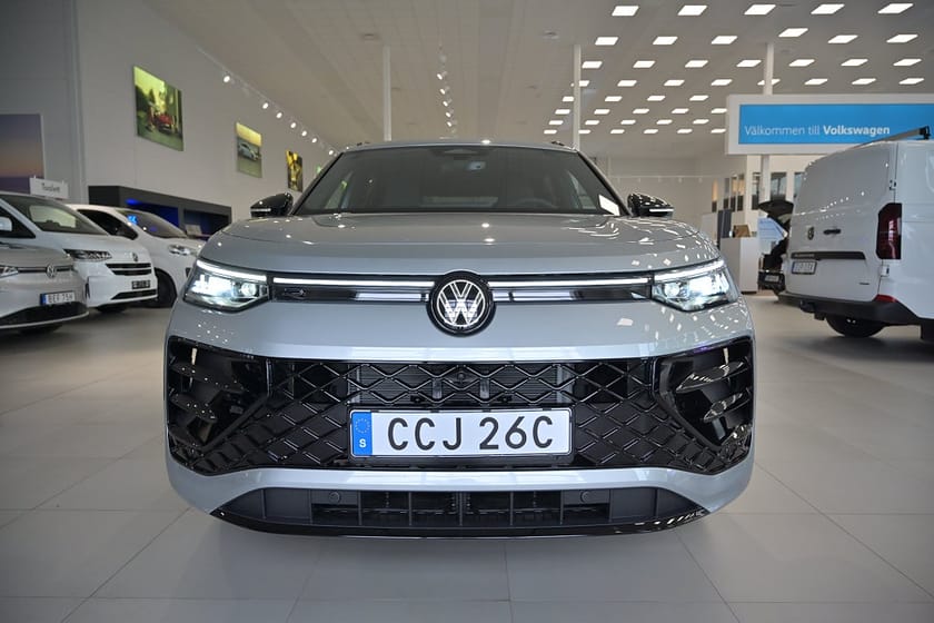 Bild 3 av Volkswagen Tayron eHybrid R-Line SWE Edition *SOMMARKAMPANJ T.O.M 30/6!*