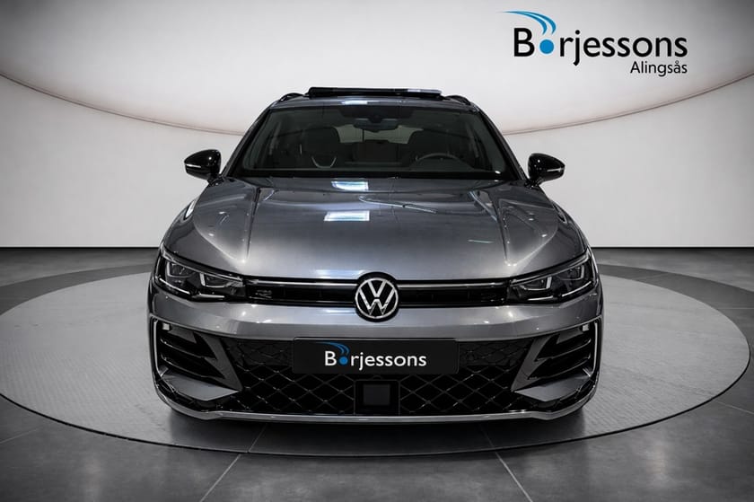 Bild 2 av Volkswagen Passat Variant eHybrid 272 DSG6 R-LINE