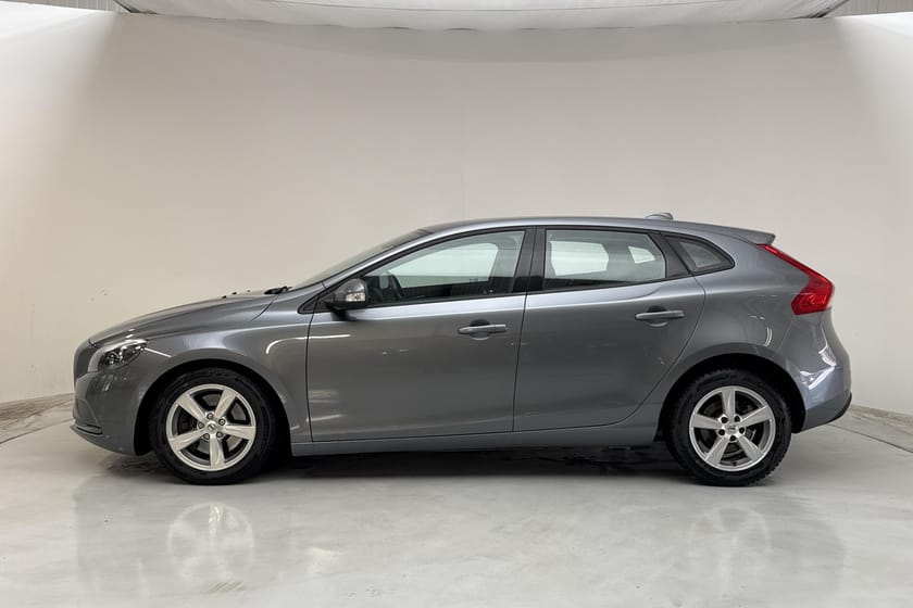Bild 2 av Volvo V40 T2 (122hk)