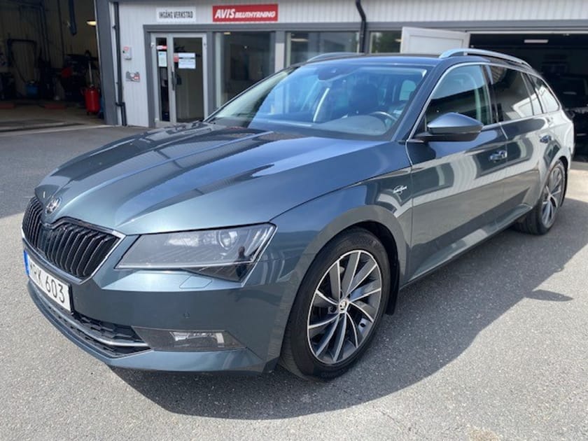 Bild 4 av Škoda Superb Kombi 2.0 TDI 4x4 SCR DSG, 190hk, drag, ny kamrem