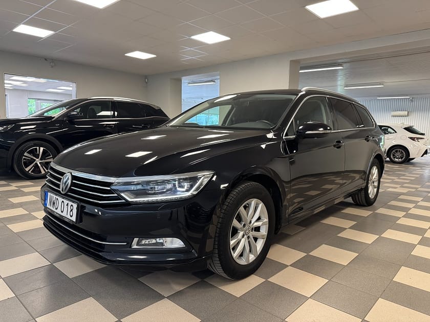 Bild 1 av Volkswagen Passat Sportscombi 2.0 TDI B-kamera Dieselv. Drag Led Navi