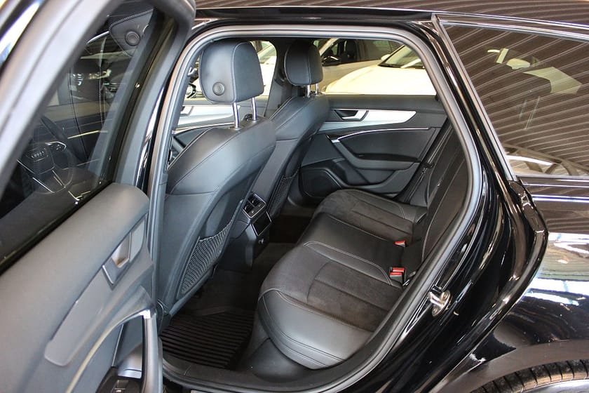 Bild 4 av Audi A6 Avant 55 TFSI e quattro S-Line Q Cockpit Drag SoV