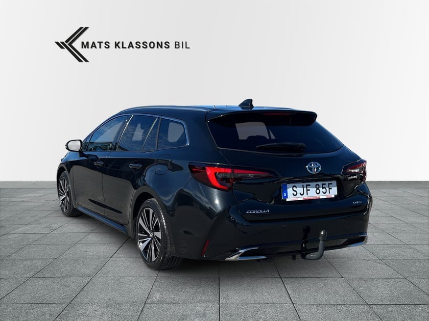 Bild 2 av Toyota Corolla Touring Sports Hybrid 1.8 140hk Style Dragkrok
