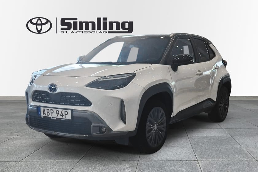 Bild 1 av Toyota Yaris Cross Hybrid AWD-i 1,5 Adventure Bi-tone JBL V-Hjul, Drag