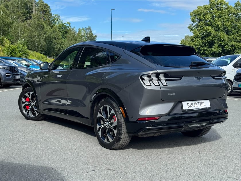 Bilde 2 av Ford Mustang Mach-E Long Range AWD LR Teknopakke+ Panorama | 360 | Serviceavtale | B&O