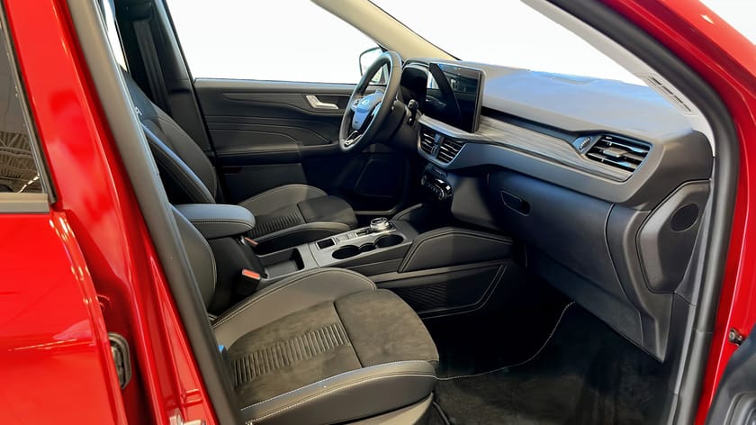 Bild 3 av Ford Kuga Plug-In Hybrid ACTIVE phev 243HK Privatleasing fr 3995kr/mån