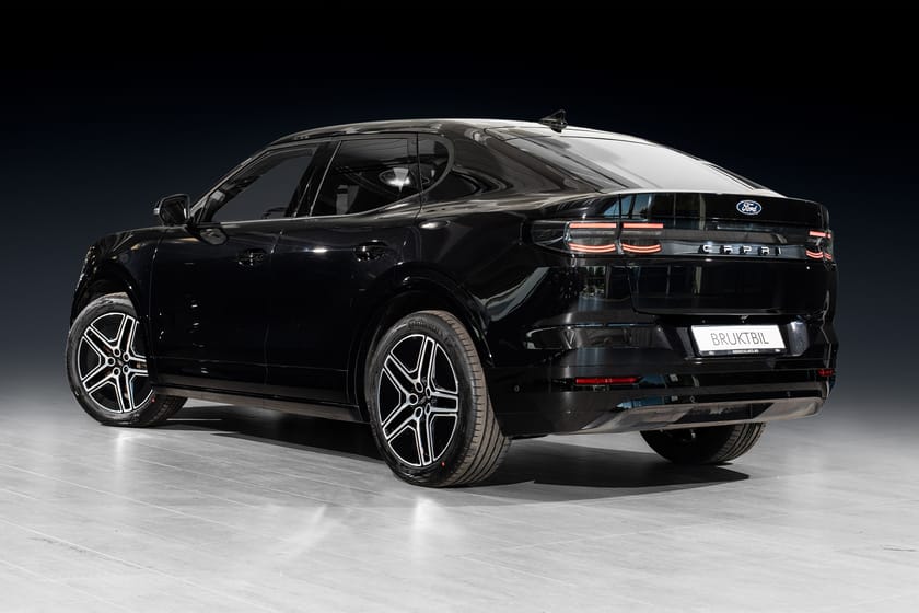 Bilde 2 av Ford Capri EV Extended Range AWD Premium Krok | Massasje | V.Pumpe