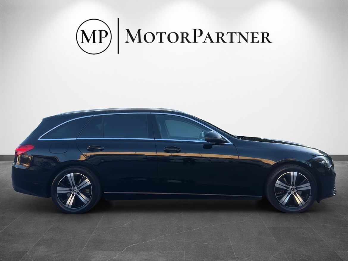 Mercedes-Benz C 220 T d 4MATIC, bild 8 av 22