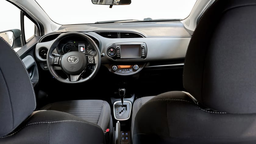 Bild 4 av Toyota Yaris Hybrid e-CVT Active / Kamera / Farthållare
