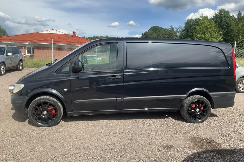 Bild 2 av Mercedes-Benz Vito 115 CDI 2.9t Skåp W638 (150hk)