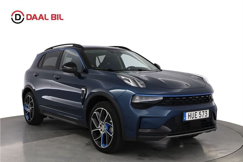 Bild 3 av Lynk & Co 01 PHEV DCT 261HK 17,6kWh INFINITY® PANORAMA 3D-VIEW NFC