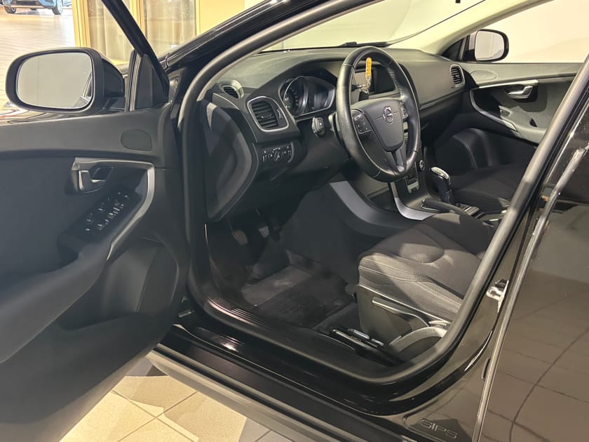 Bild 4 av Volvo V40 Cross Country D2 Business