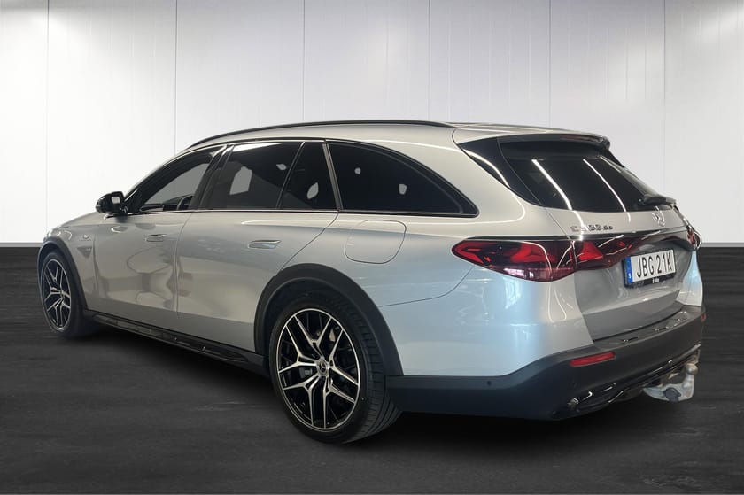Bild 3 av Mercedes-Benz E 300 de 4MATIC All-Terrain – Avantgarde Advanced Plus