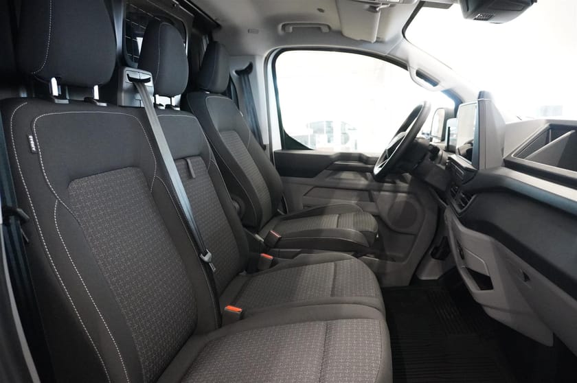 Bild 3 av Ford Transit Custom 320 Skåp Trend 320l 2.0l Ecoblue 170hk 8-Växlad Automat AWD Diesel