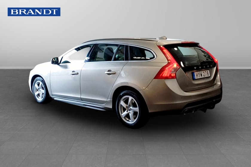 Bild 2 av Volvo V60 D4 S/S Momentum Business E