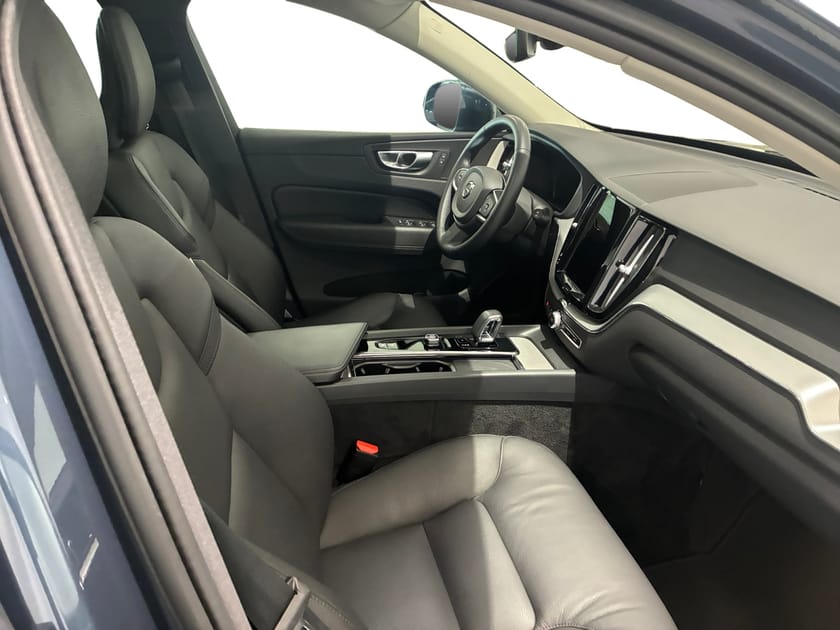 Bild 4 av Volvo XC60 Recharge T6 Core Edition