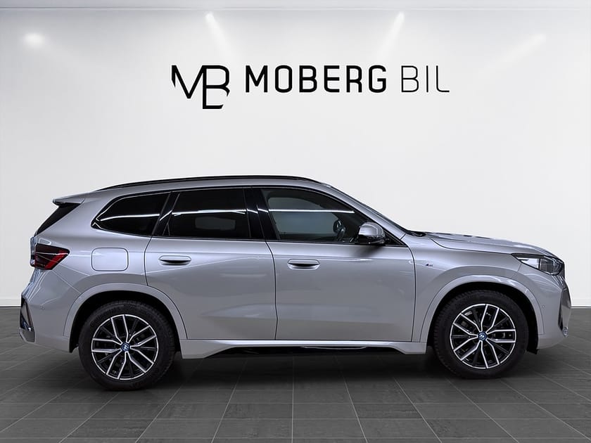 Bild 5 av BMW X1 xDrive25e 245hk M Sport H/K B-Kamera