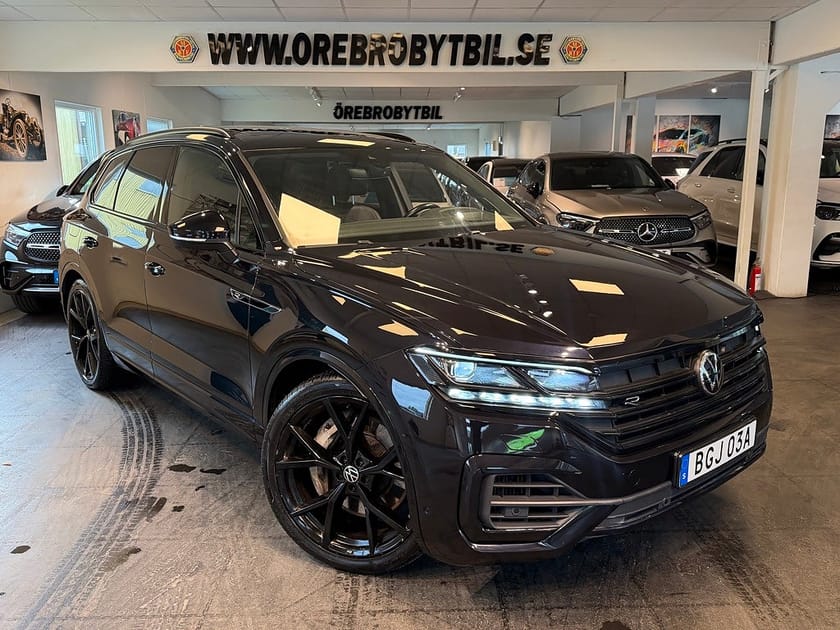 Bild 1 av Volkswagen Touareg R eHybrid 3.0 V6 4Motion HUD PANO LUFT Innovation 462hk