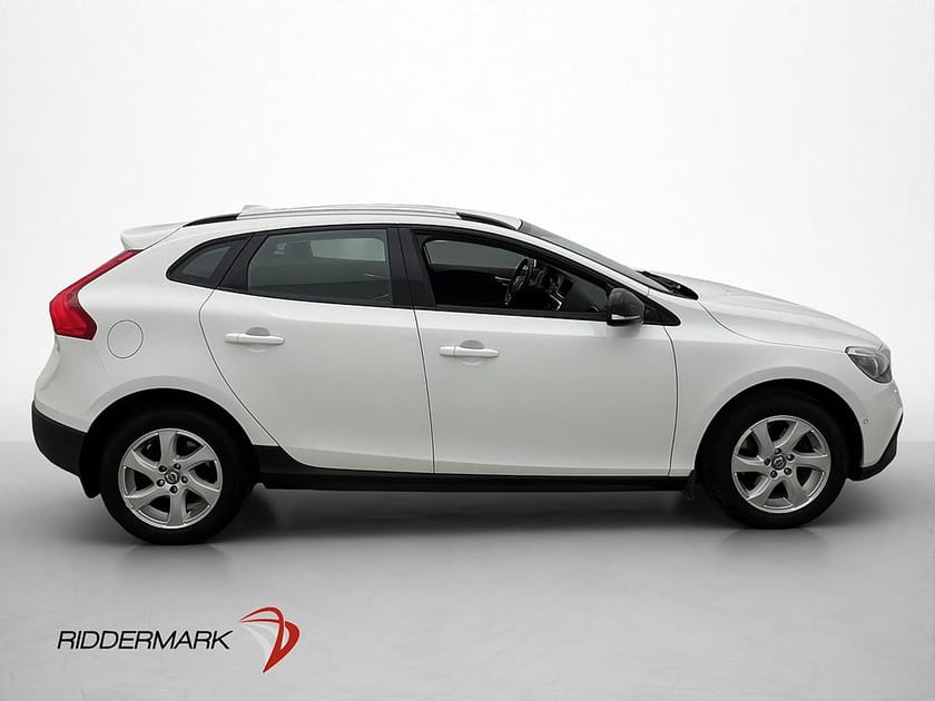Bild 4 av Volvo V40 Cross Country T4 Momentum Dragkrok Navi P-Sensorer