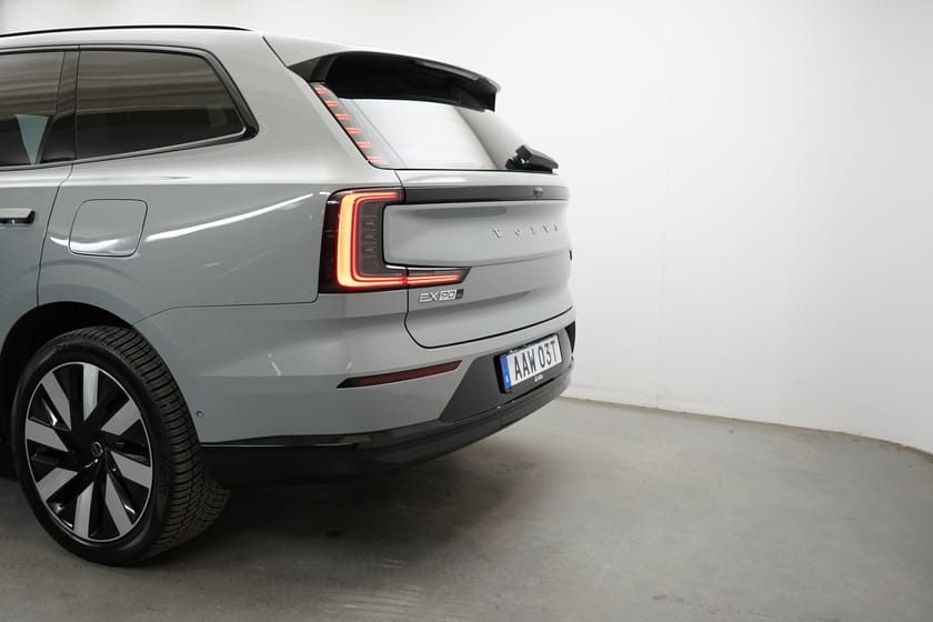 Bild 3 av Volvo EX90 Twin Motor 6-Seater Ultra 6-sätes, Panoramaglastak ej öppnb, Dragkrok, Navigation