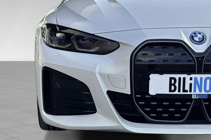 Bilde 4 av BMW i4 M50 xDrive Gran Coupé Supercharged M-Sport/Lazerlys/360Kam++