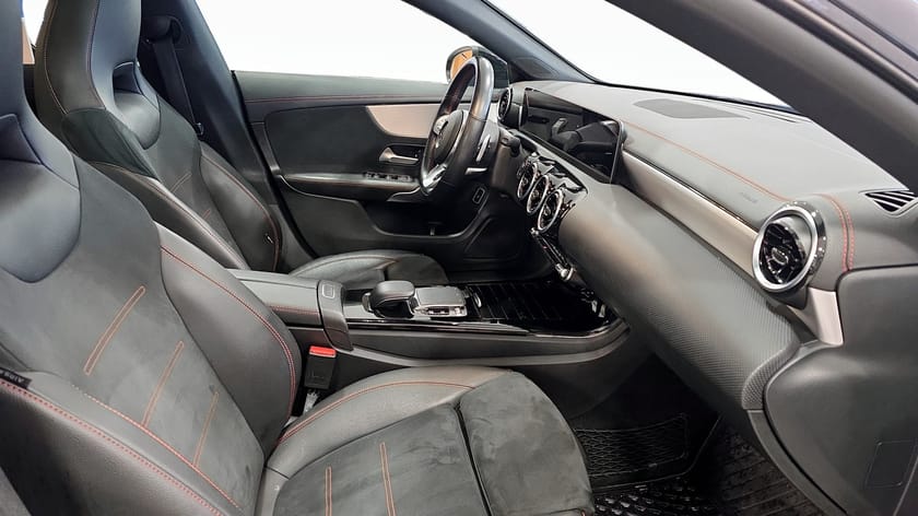 Bild 3 av Mercedes-Benz CLA 200 7G-DCT AMG Line