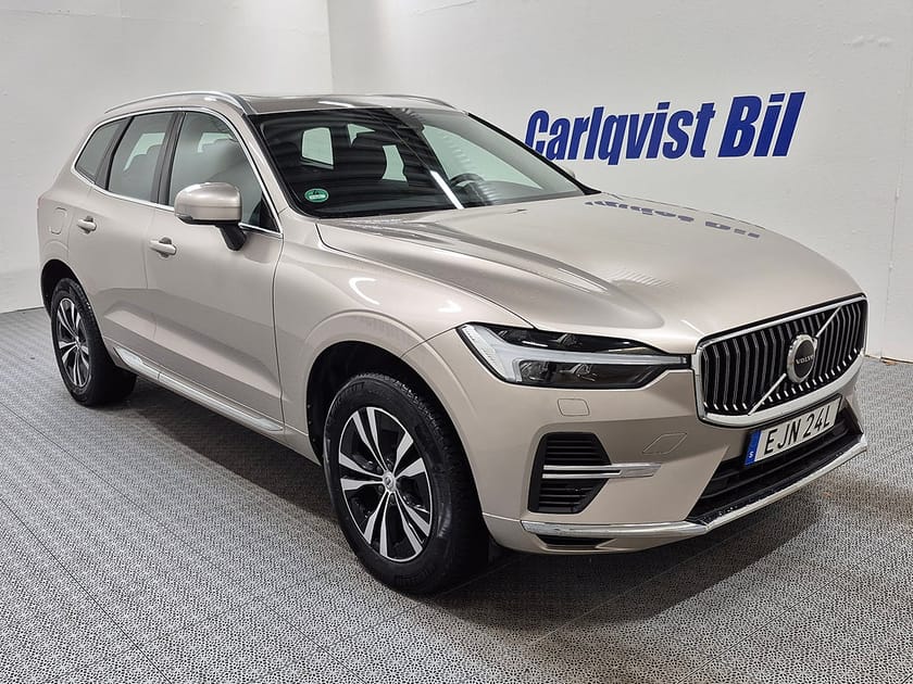 Bild 3 av Volvo XC60 T6 Recharge Core Bright plug in AWD 350HK 4x4 Panorama