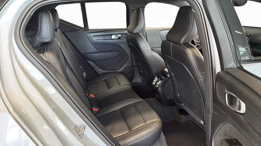 Bild 5 av Volvo XC40 P8 AWD Recharge 