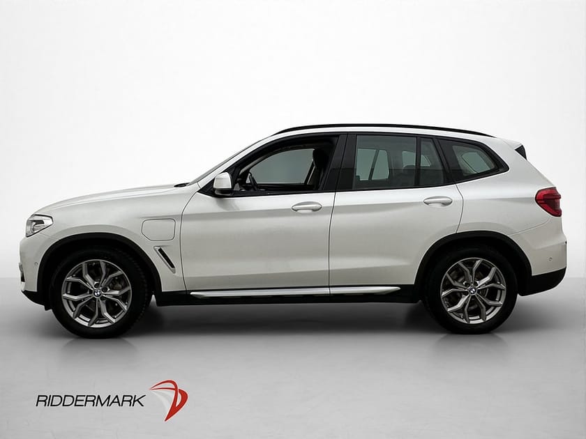 Bild 4 av BMW X3 xDrive30e xDrive 30e Cockpit Värmare HiFi Kamera HuD