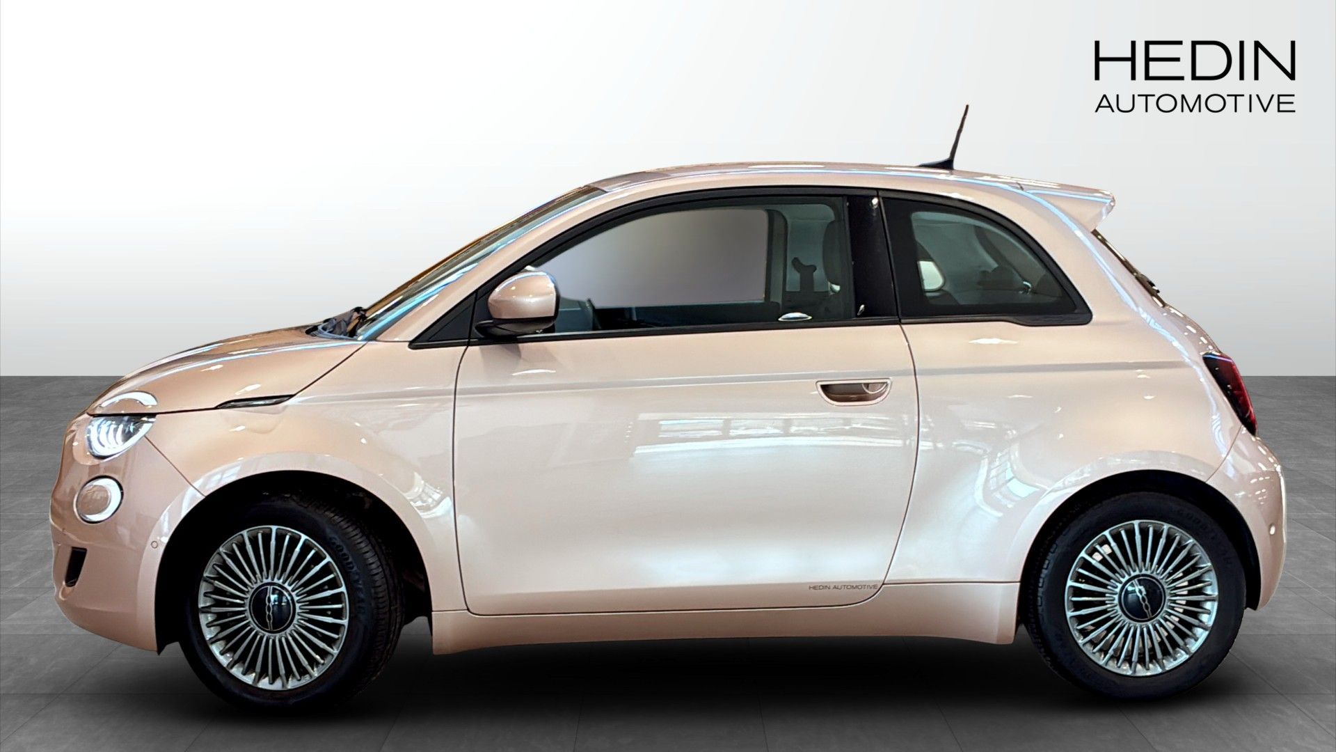 Fiat 500e ICON 500 2021, kuva 6/9